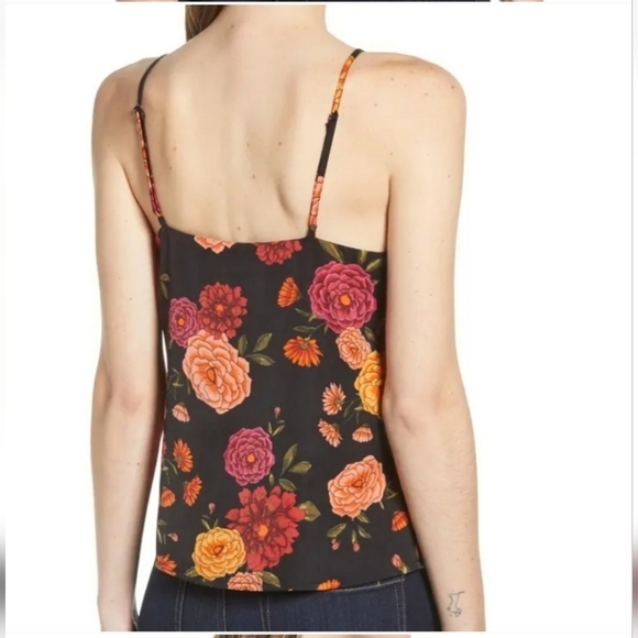 NWT Cupcakes and Cashmere Floral on Black Button Up Tank Size XS - Picture 2 of 8